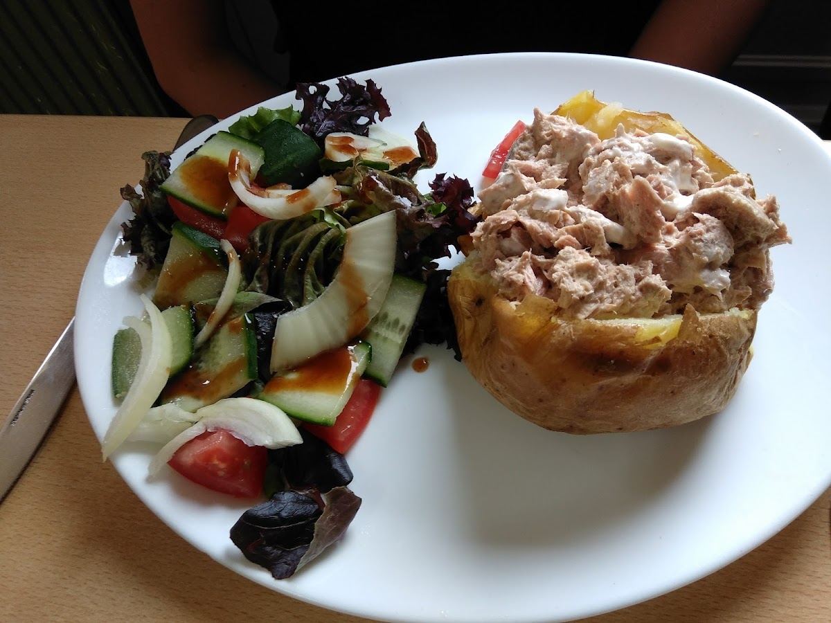 Lighthouse Diner Cash Only.-10